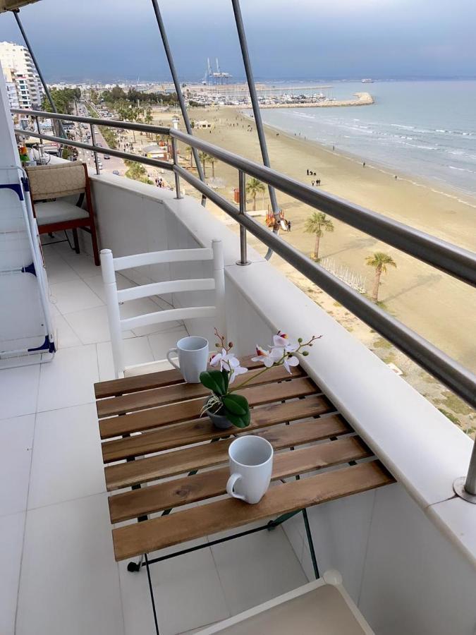 Larnaca Seaview Rooms Esterno foto