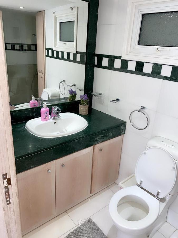 Larnaca Seaview Rooms Esterno foto