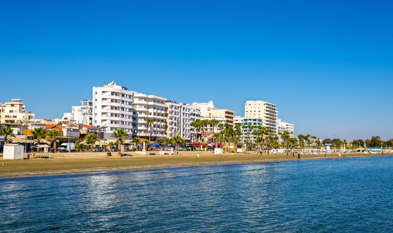 Larnaca Seaview Rooms Esterno foto